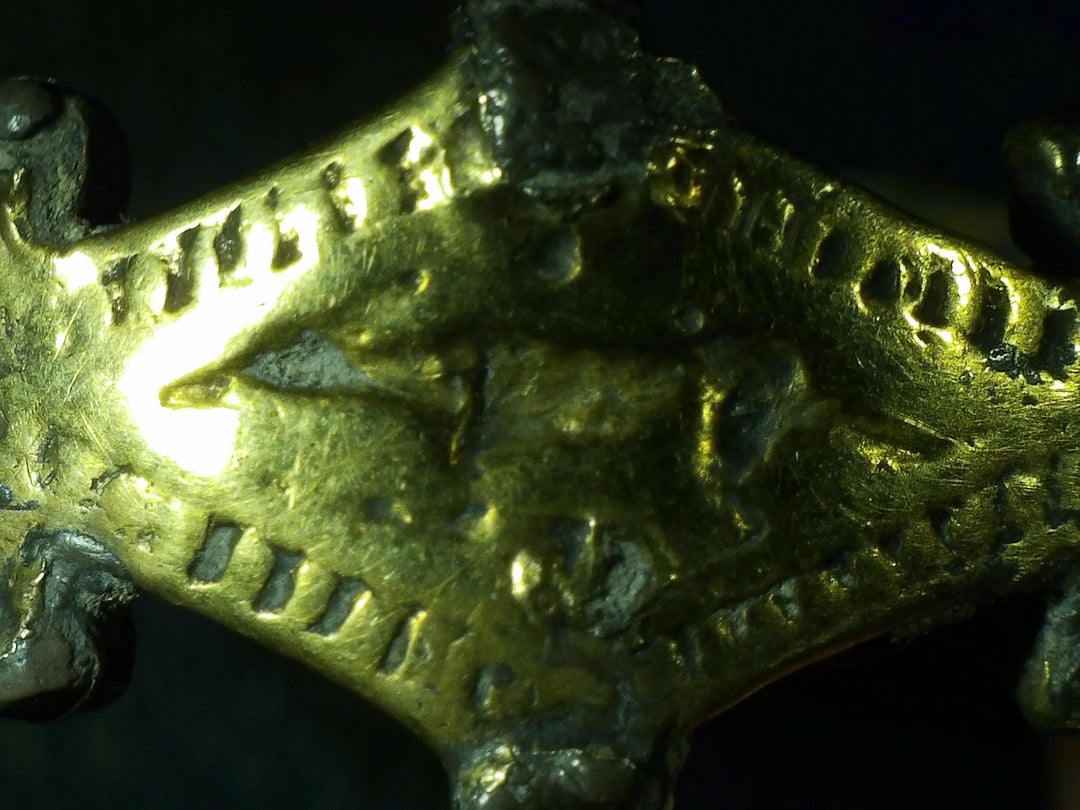 Ancient Greek Gold & Silver Ring with Animal Motif - 6th Century BCE | Exquisite Dual-Metal Craftsmanship