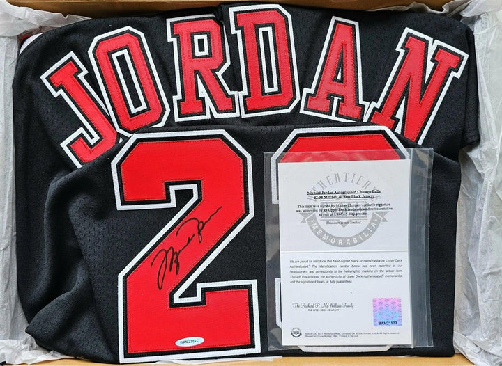 Michael Jordan 23 Chicago Bulls 1997-1998 Away - Signed Basketball Jersey | Last Dance UDA