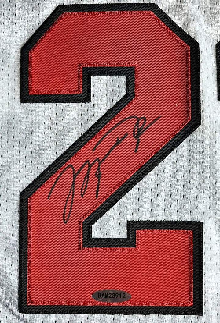 Michael Jordan 23 Chicago Bulls 1997-1998 White - Signed Basketball Shirt | Upper Deck UDA